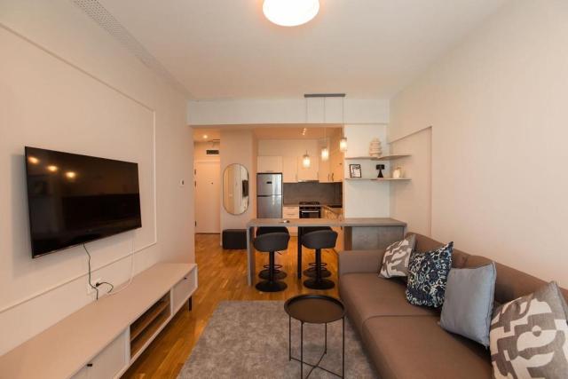 Escapism I 1 BR apartment with parking