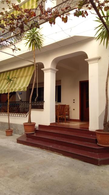 Mandarine hostel