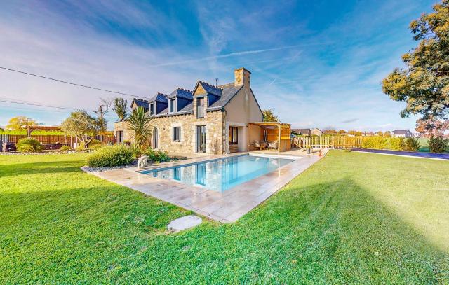 Lovely Home In Quessoy With Heated Swimming Pool