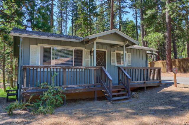 17C The Redwoods Cabin