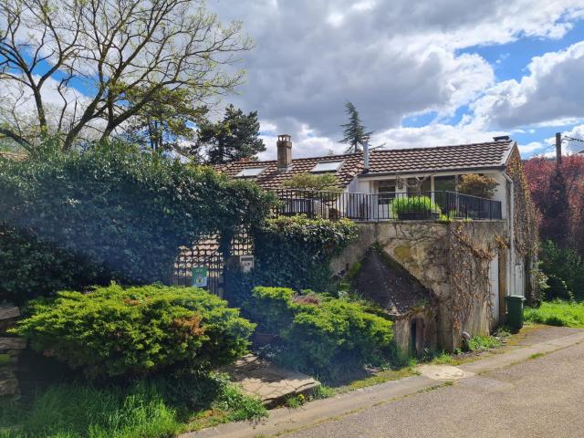 Gîte calme avec jardin, proche Metz - FR-1-584-340