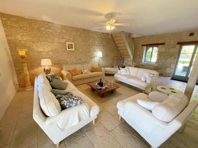 Gîte en Touraine avec piscine privée, spa et WiFi - FR-1-381-601