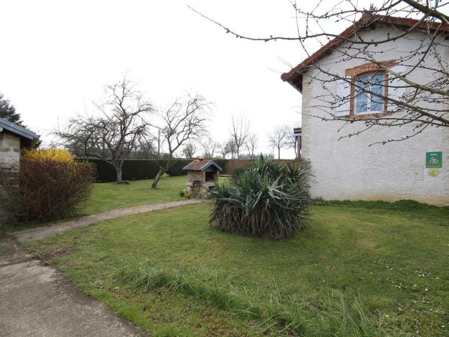 Gîte chaleureux avec jardin, wifi et activités nature - FR-1-583-90