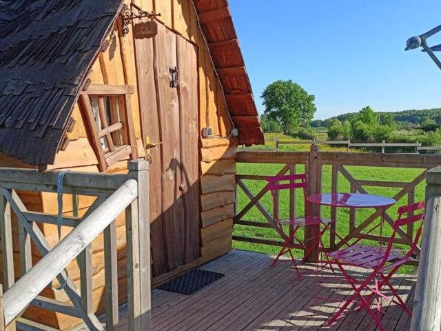 Cabane avec jacuzzi privatif et accès à ferme pédagogique - FR-1-410-459