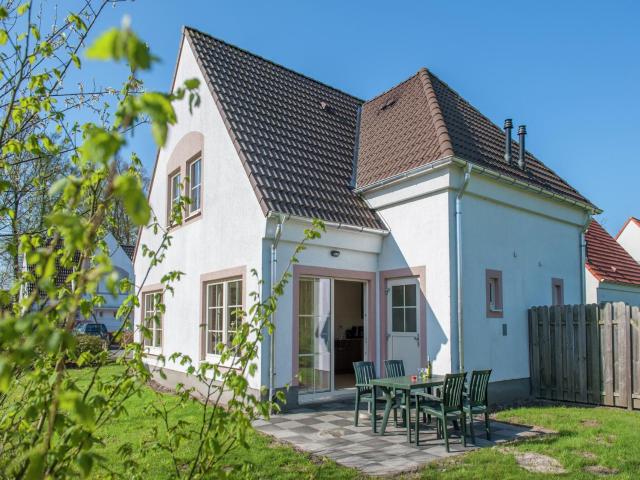 Traditional villa at Bad Bentheim near forest