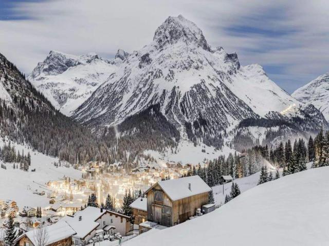 Chalet in Silvaplana near ski-slopes