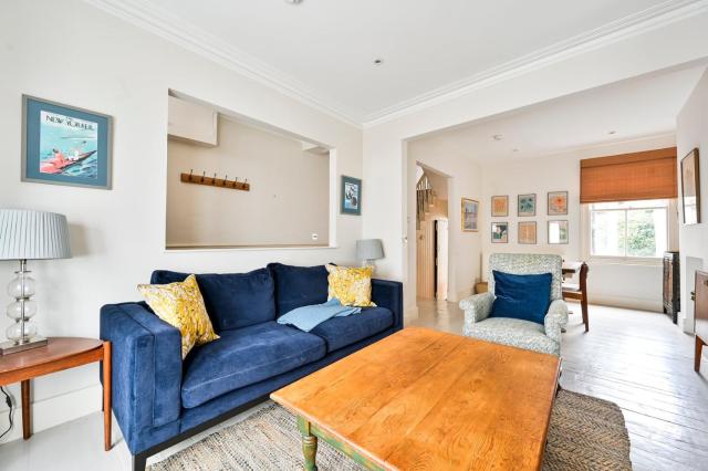 GuestReady - Family retreat in Battersea