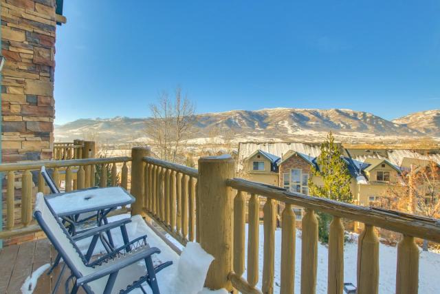 Mtn-View Gem Near Skiing and Golf in Eden!