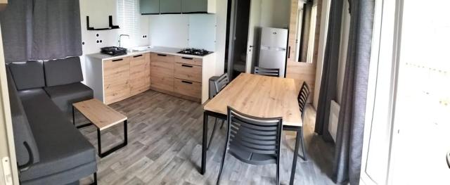 Bungalow accueillant a Mortagne sur Sevre 33 m² 8 pers