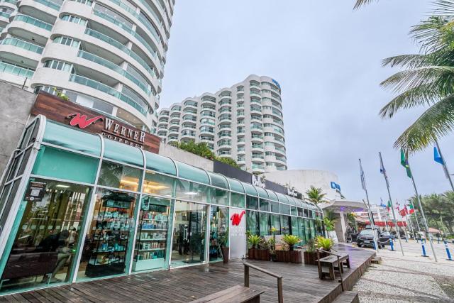 Flat com serviço e lazer com vista para o mar da Barra da Tijuca