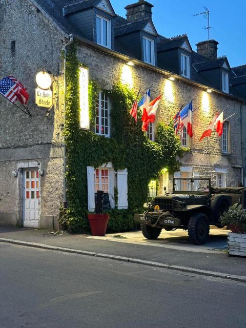 Auberge le John Steele