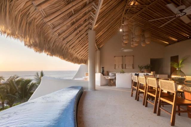 Luxury Suite with Stunning Ocean Views at Punta Majahua