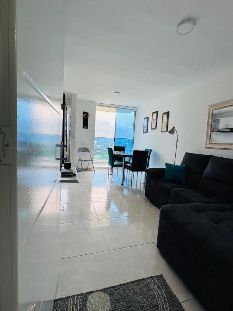 Linda Vista - Varsovia Club Residencial - Apartamento Ibague