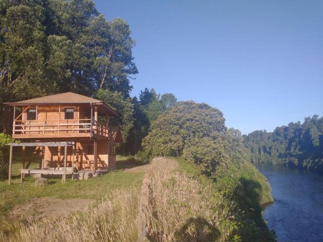 Cabaña en el Campo con Vista al Río.