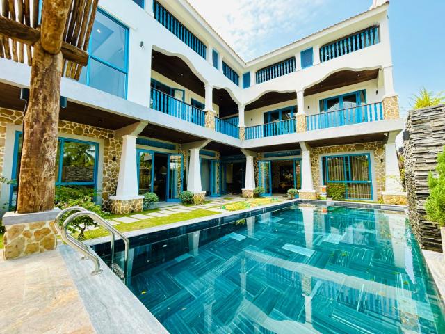 THE YEN Beachside Villa- Tan Thanh beach by BEACHSIDE BOUTIQUE HOMES