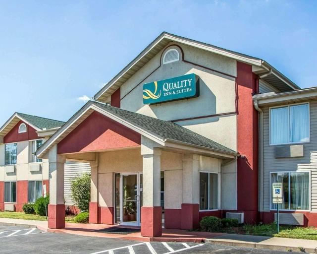 Quality Inn & Suites Middletown - Franklin