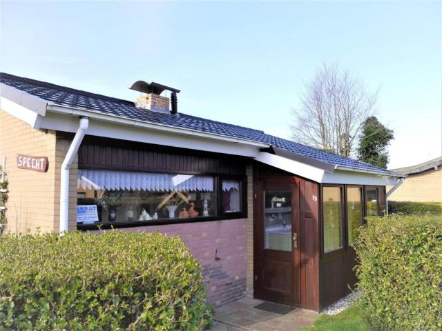 Quiet holiday home near beach