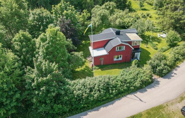 4 Bedroom Pet Friendly Home In Fengersfors