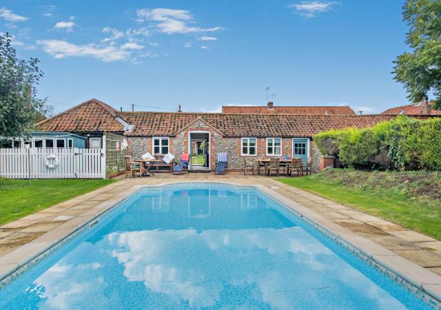 The Old Stables - Letheringsett