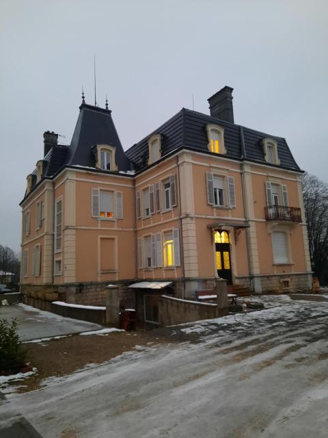 Appartement avec terrasse au château