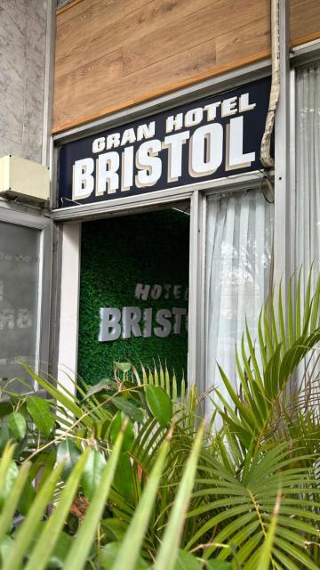 Hotel Bristol