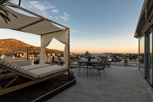 Breathtaking Penthouse Vouliagmeni