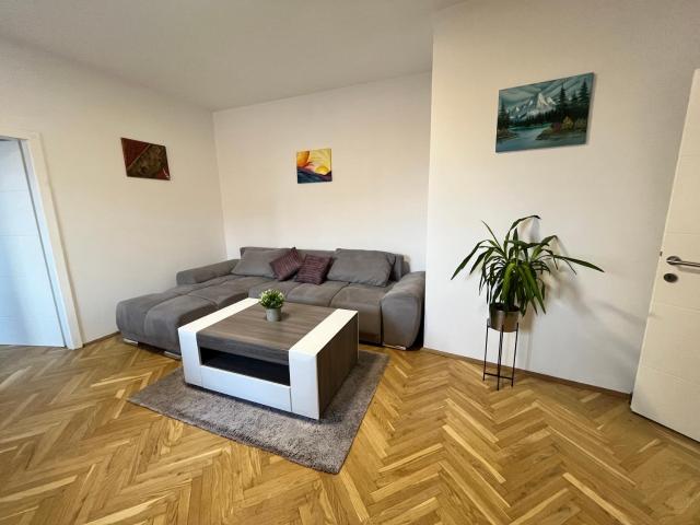 Zentrale Wohnung mit Ausblick