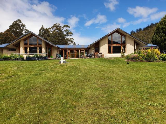 Huon Valley retreat in Nicholls Rivulet