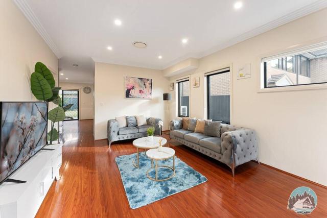 Aircabin - Carlingford - Sydney - 4 Beds House