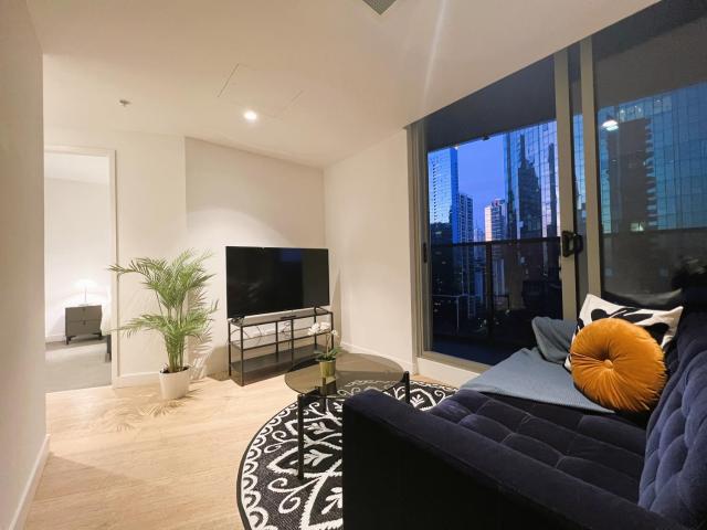 2BR 2 BATH, Balcony, City View, Southbank