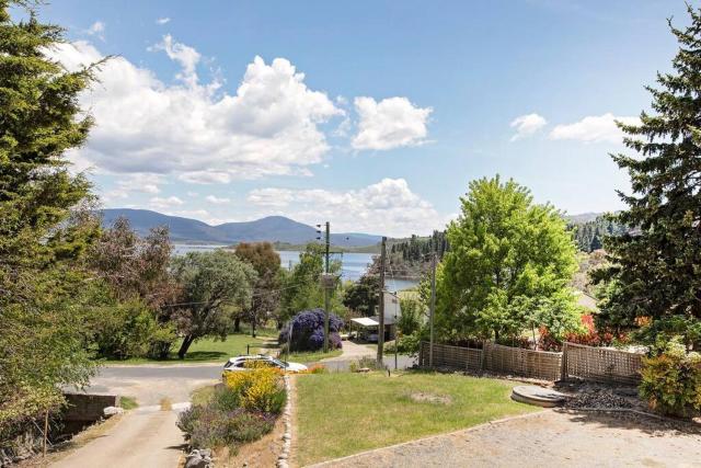 Jindabyne Peaceful Lakeside Escape