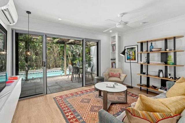 The Sanctuary! 1Bed, 1Bath, 1Car, POOL~Teneriffe