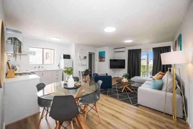 Apartment 8 Burswood