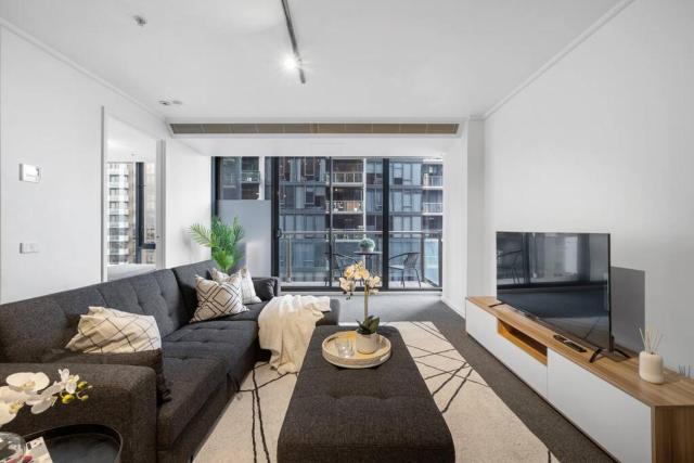 Amaya-Modern Southbank Living-Close to Crown & Yarra River