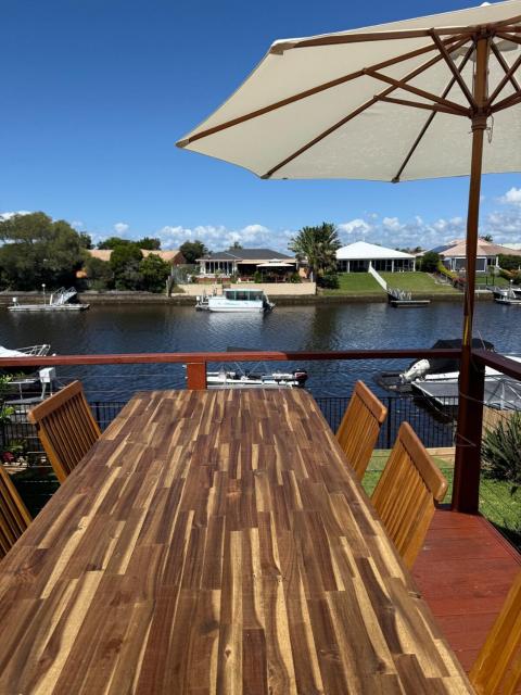 Pet Friendly - Canal Sunset View - Private Jetty