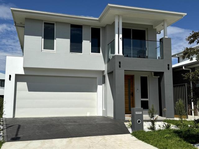 Fantastic Luxury 4 Bedroom House