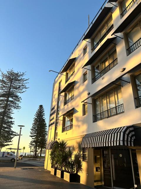 Manly Paradise Motel & Apartments