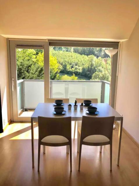 Duplex avec superbe vue boisée