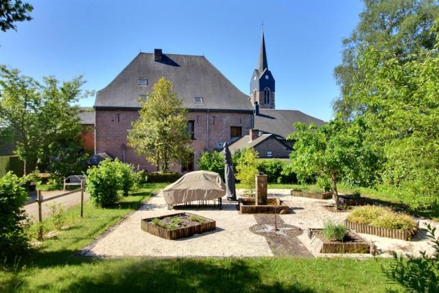 Château de Rienne met sauna & hottub & pooltafel