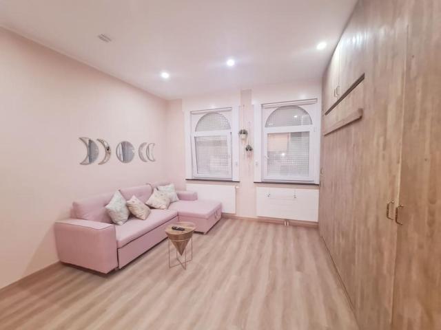 Magnolia Pink Studio New and fully equipped