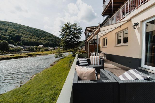 Appartementen met zicht op de rivier de Semois en eigen balkon