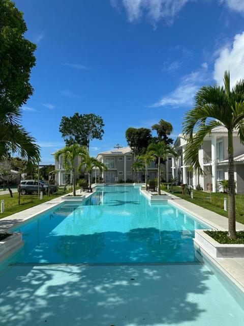 Excelente Casa de 02 suítes em Arraial D'ajuda-condomínio fechado