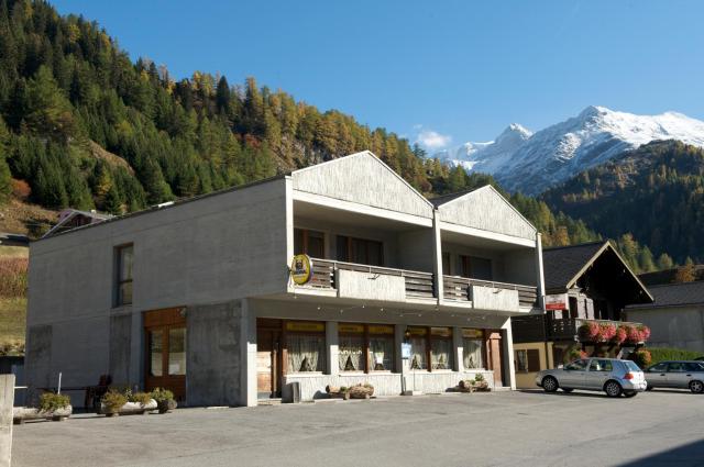 Auberge des Charmettes, chez Chantal et Yves