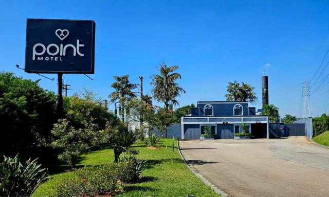 Point Motel 3