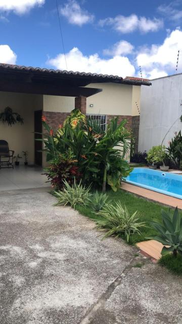 Casa com piscina