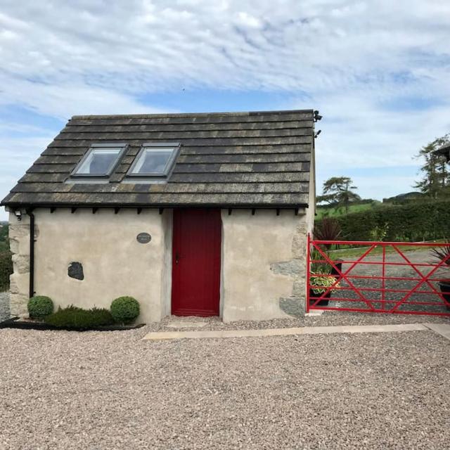 Mc Courts Barn, Tiny house in the Mournes