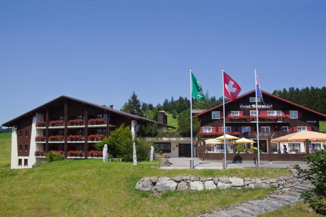 Ferienwohnung im Hotel Arvenbüel