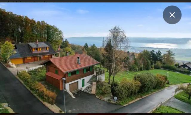 Chalet avec vue panoramique alpes et lac