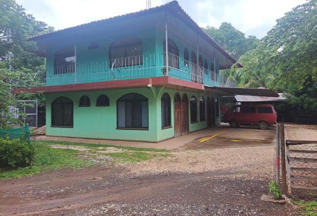 Cabinas Hoja del Bosque