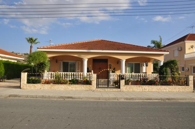 Stylish Spacious 3 BD Villa